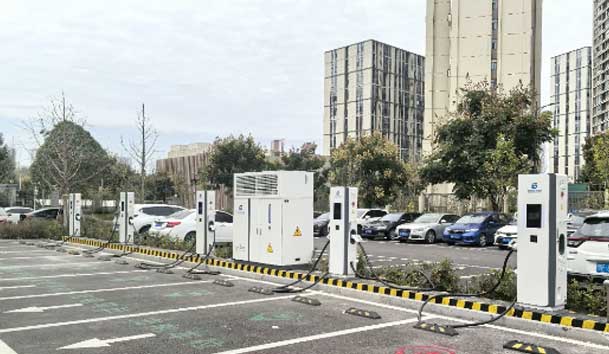 宜昌首批全液冷超充站投入运营，牛宝体育官网助力高质量充电基础设施建设(图2)