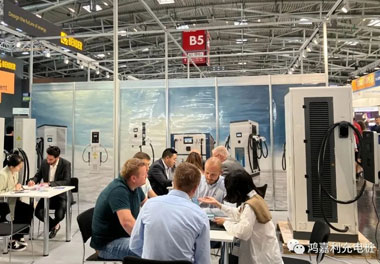 走出中国，亮相世界！牛宝体育官网新能源闪耀欧洲智慧能源博览会(图5)